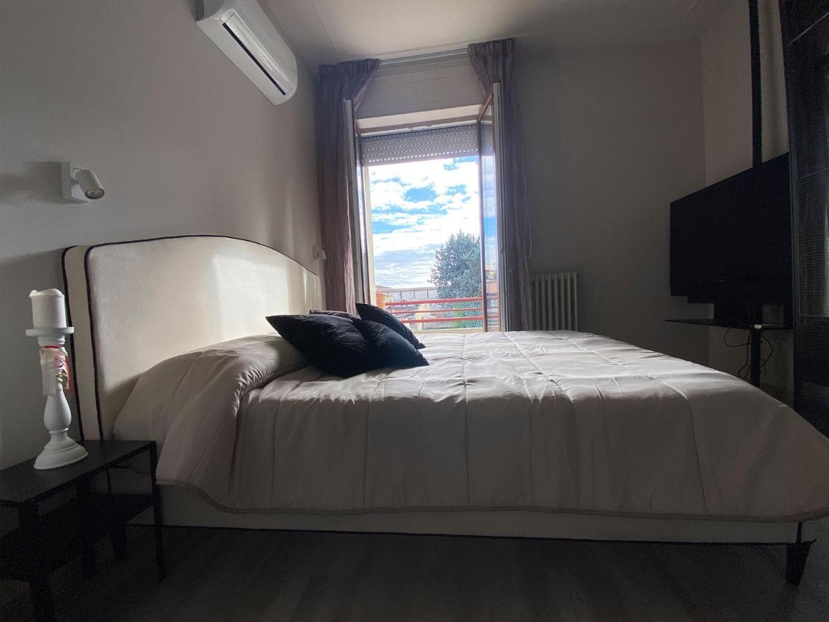 Marco Polo Flat Lägenhet Viareggio Exteriör bild